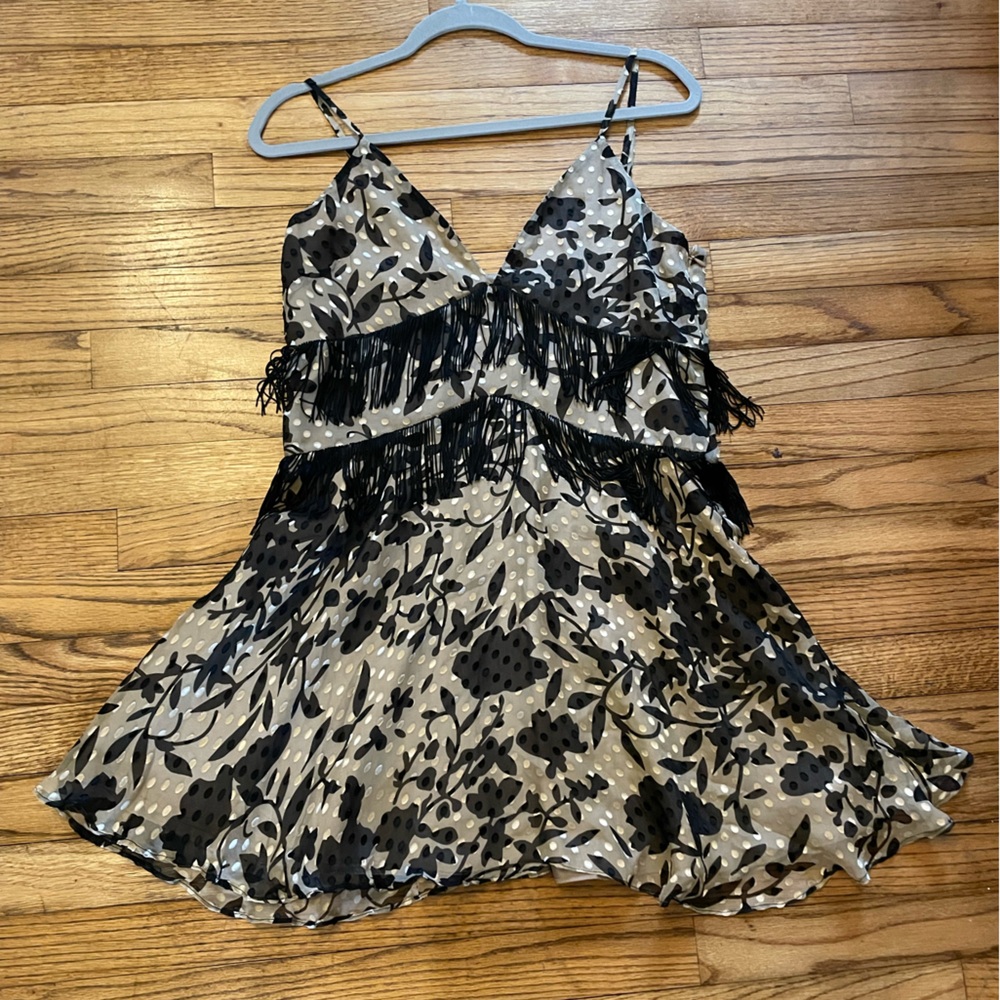 House of Harlow 1960 Black and Tan Patterned Mini Dress with Fringe SzS - Picture 11 of 13
